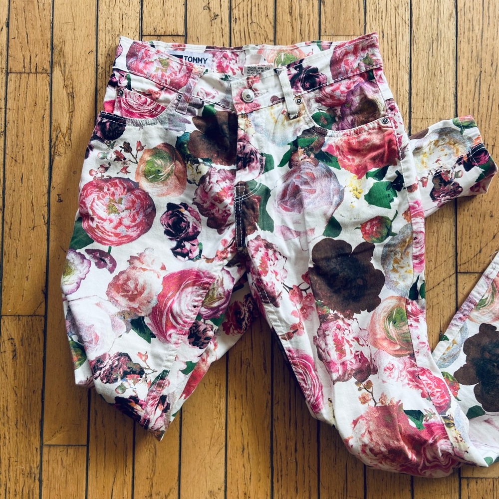 Tommy Hilfiger Floral Jeans - 28
